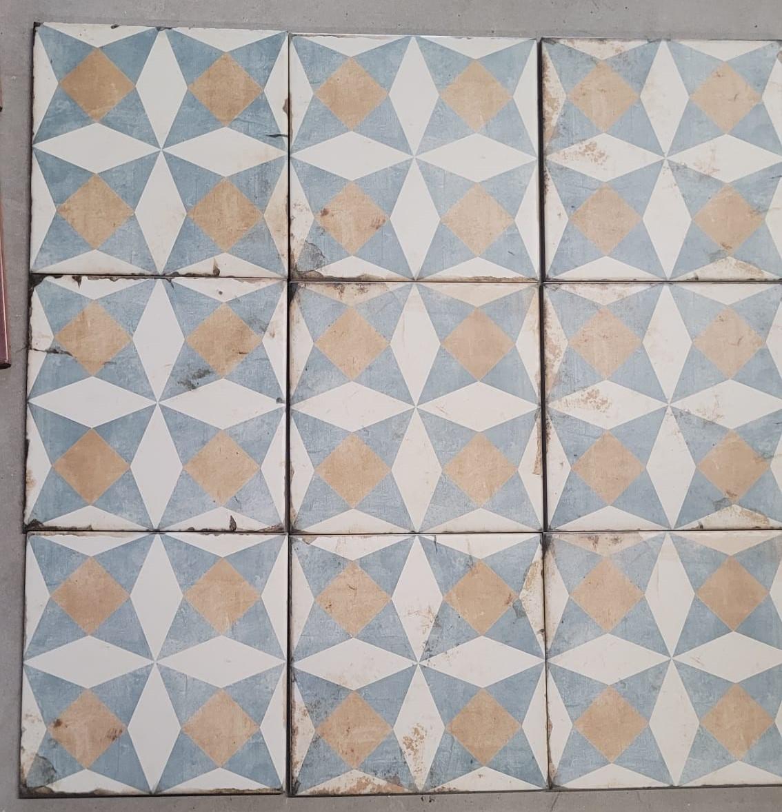 3030-227 Vintage-look decor tegels, blauw/beige/ivoor, van € 75,44/m² voor