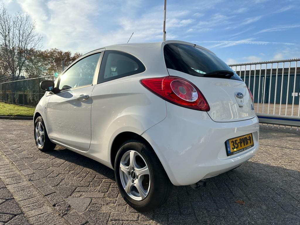 Ford KA 1.2 comfort start/stop lage km airco