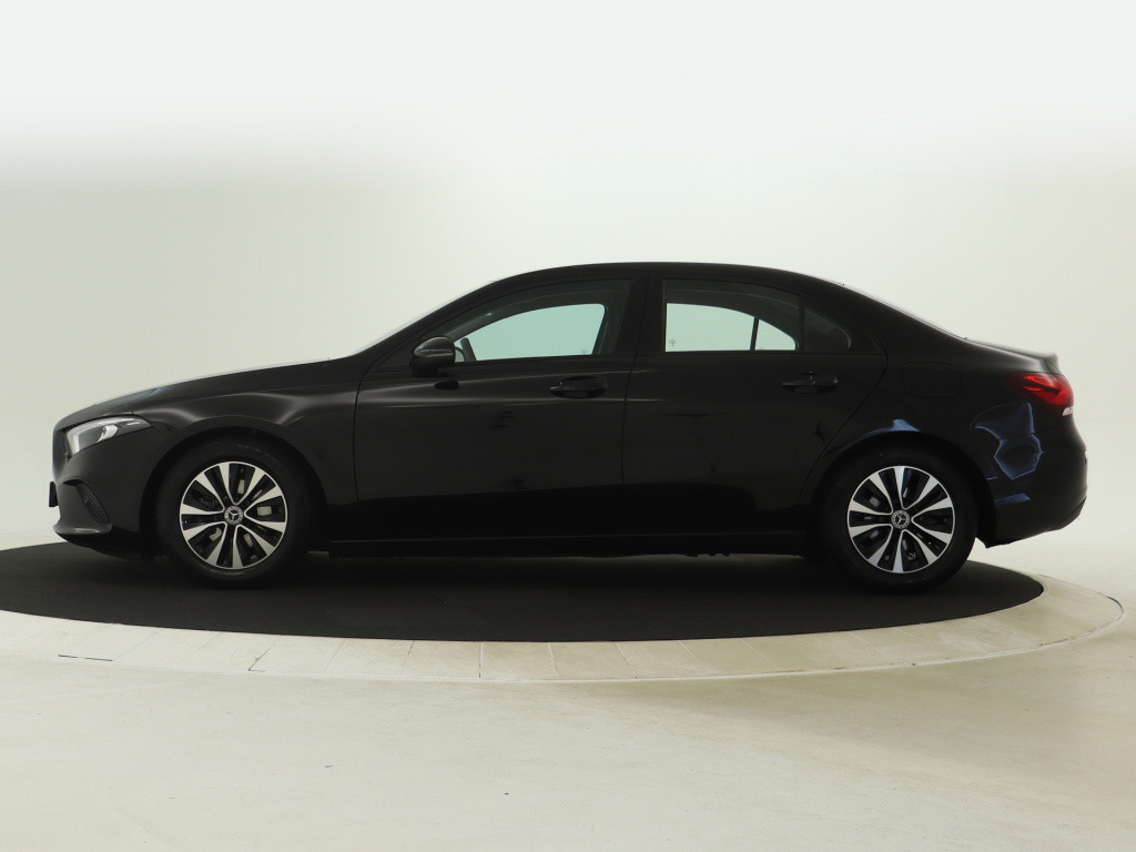 Mercedes-Benz A-Klasse 180 business solution | trekhaak | cruise control | 