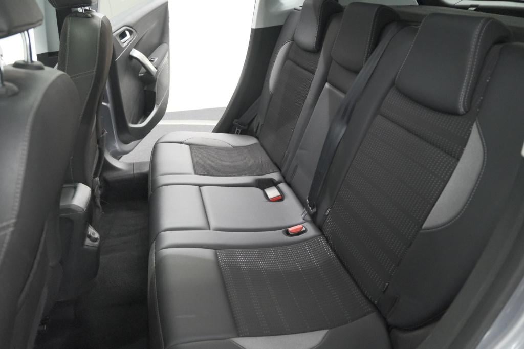 Peugeot 2008 puretech 110 allure | panoramadak | apple carplay | navigatie 