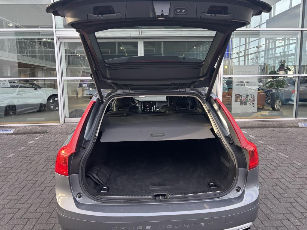 Volvo V90 cross country t5 254pk awd pro| trekhaak| adap.cruise standkachel