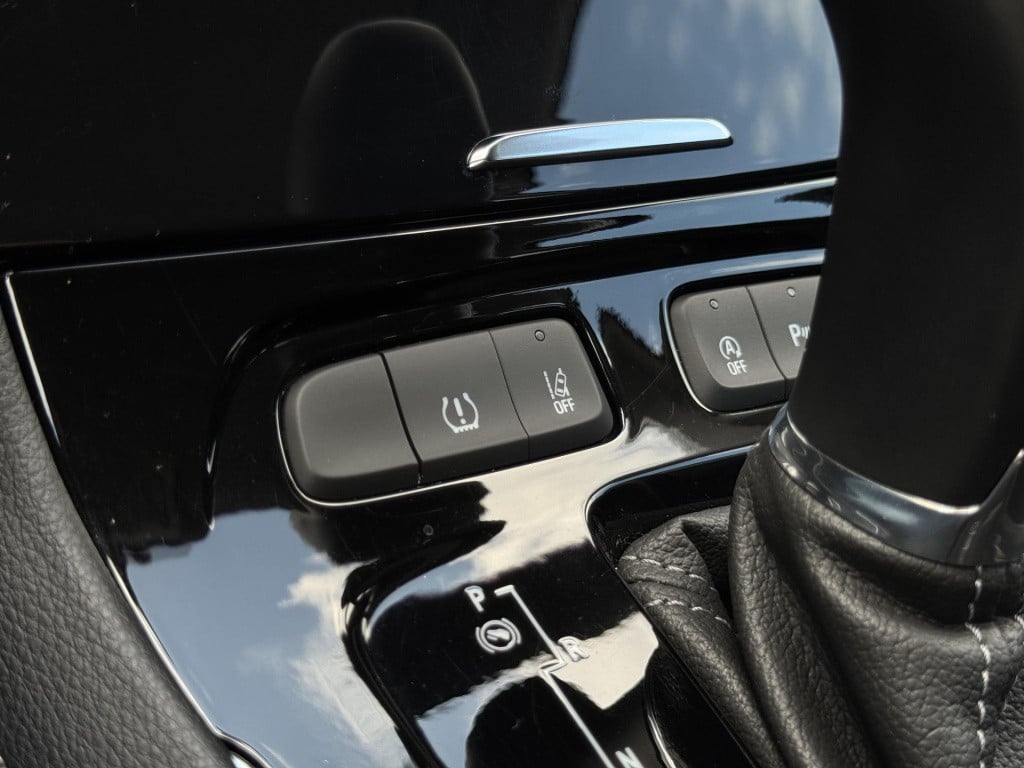 Opel Grandland X 1.2 turbo ultimate automaat | comfortstoelen | navigatie f