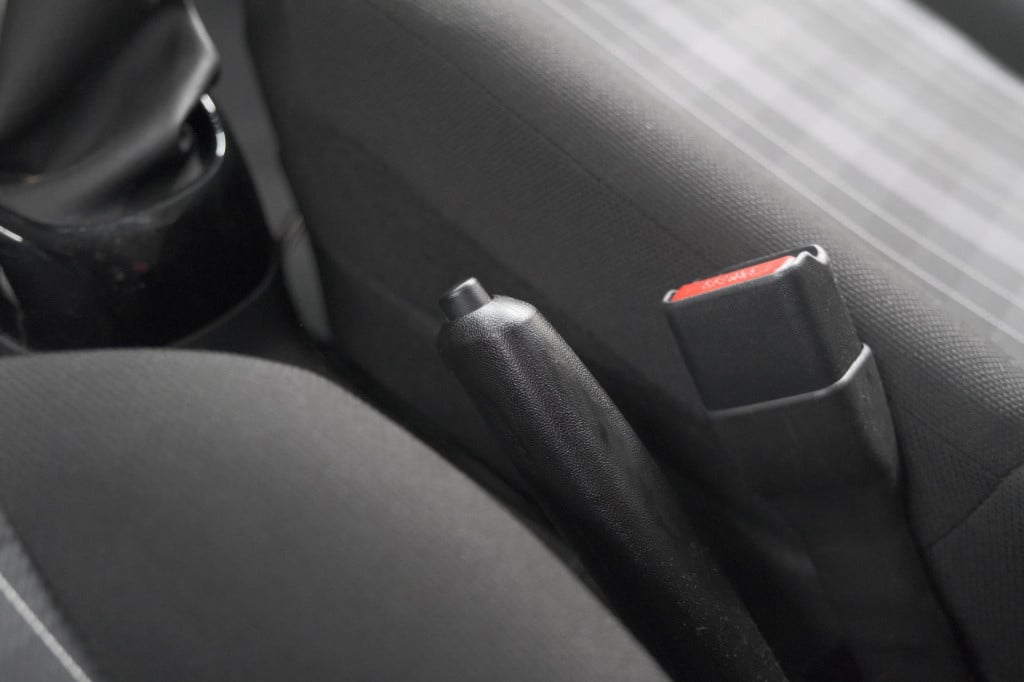 Peugeot 108 1.0 e-vti allure top! | elektrisch vouwdak | apple carplay | da