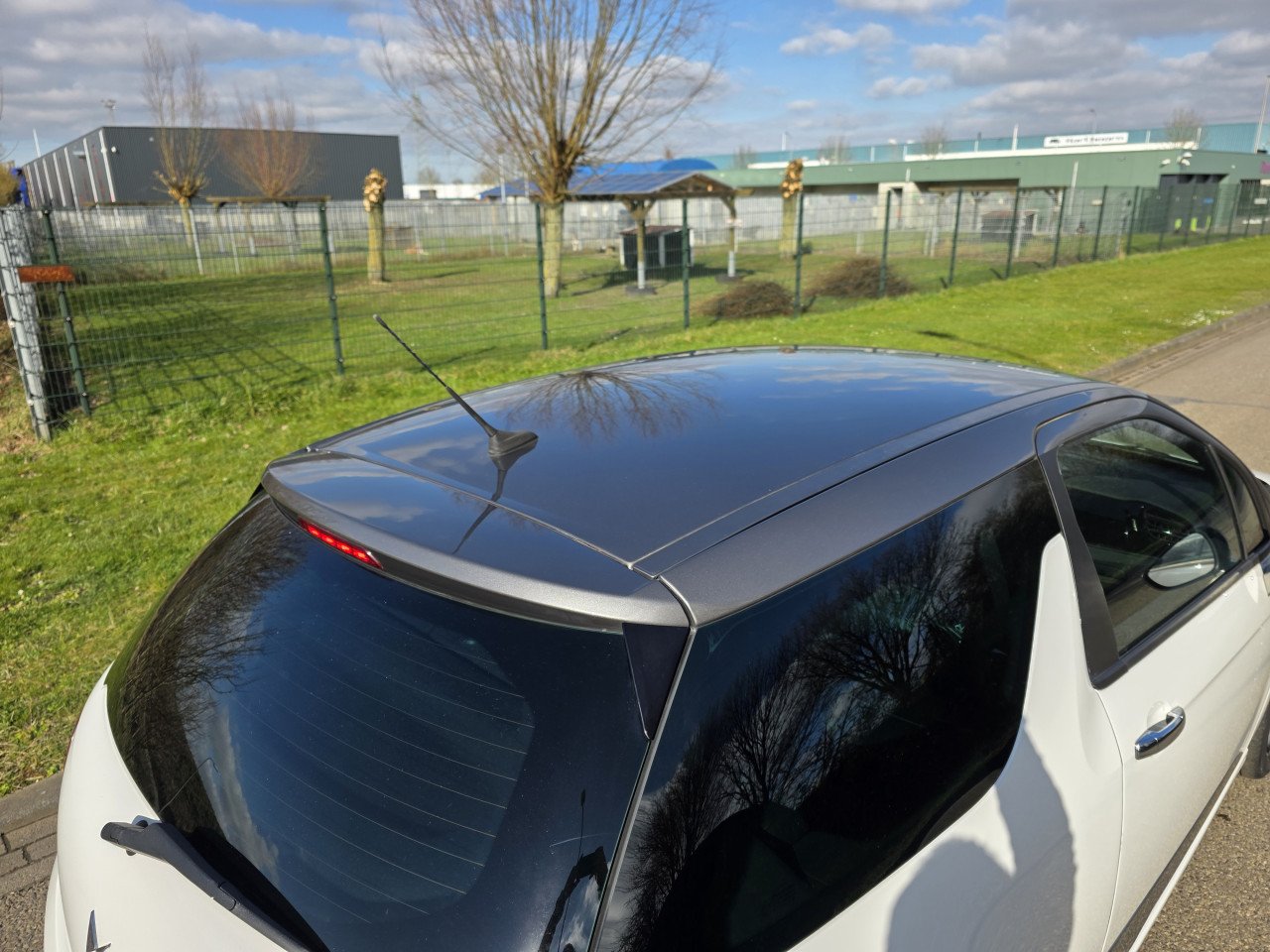 Citroen DS3 1.2 VTi So Chic Met Slecht's 101176km! Werkelijk In Nieuwstaat!