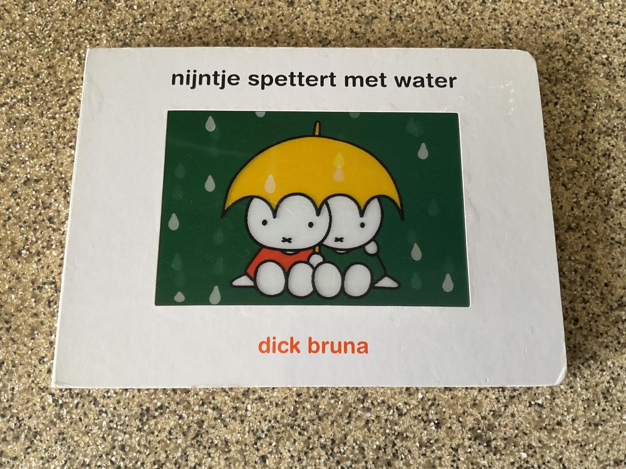 Verschillende boekjes van Nijntje en Dikkie Dik.