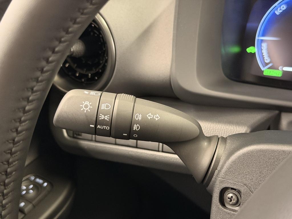 Toyota C-hr 2.0 hybrid 200 exec jbl audio - panoramadak - memory