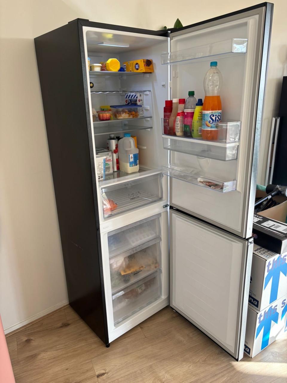 Etna koelkast met waterdispenser