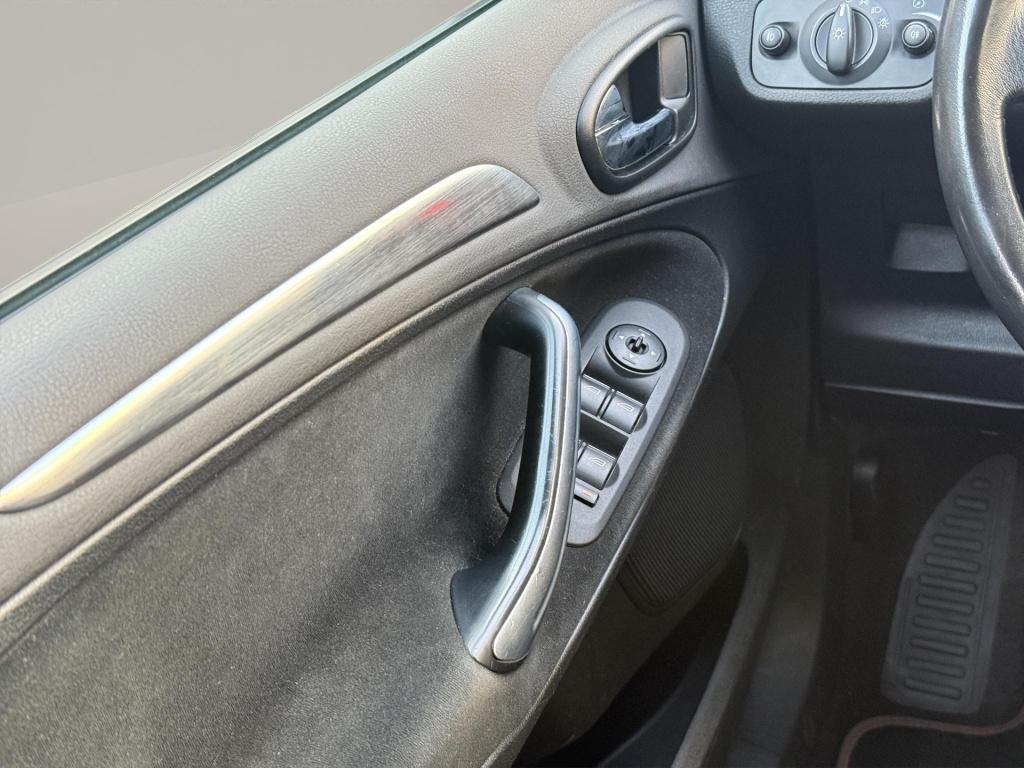 Ford S-Max 2.5-20v turbo 7 persoons