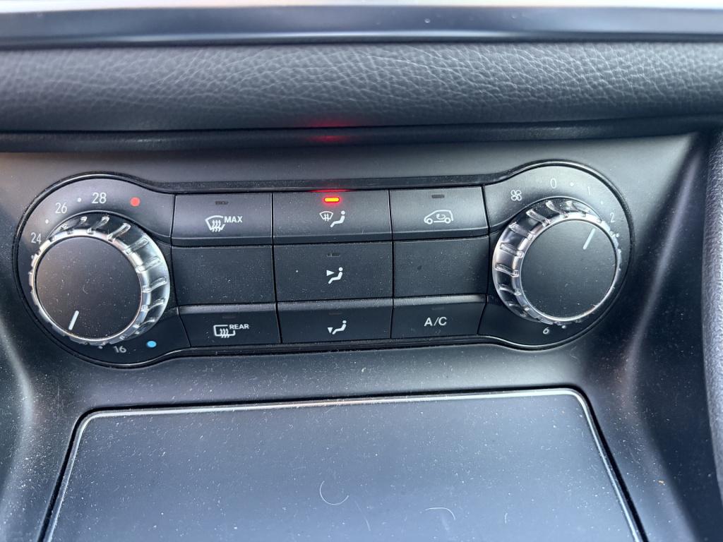 Mercedes-Benz A-Klasse 200 amg sport edition automaat