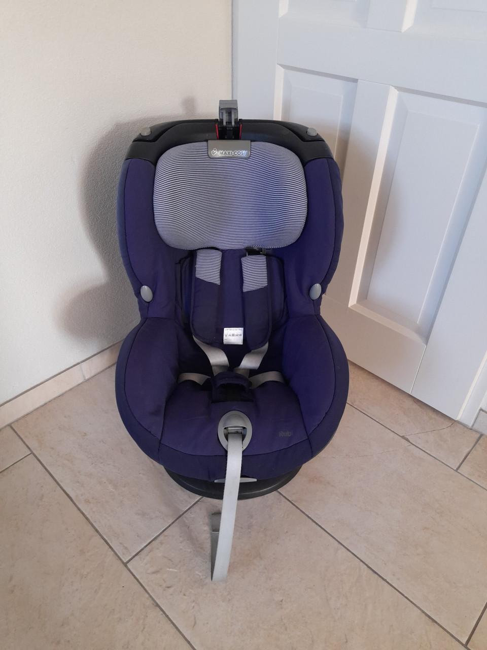 Maxi-cosi Rubi  9 / 18 KG  (in goede nette staat )