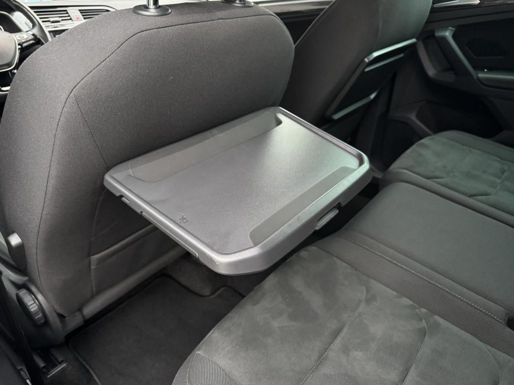 Volkswagen Tiguan 1.5 tsi act highline business r nl-auto, uitklapbare trek