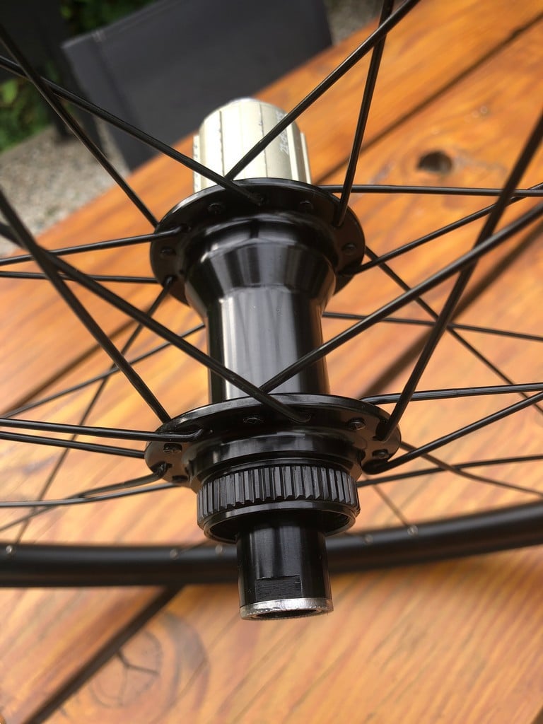 Nieuwe wielset racefiets voor schijfremmen