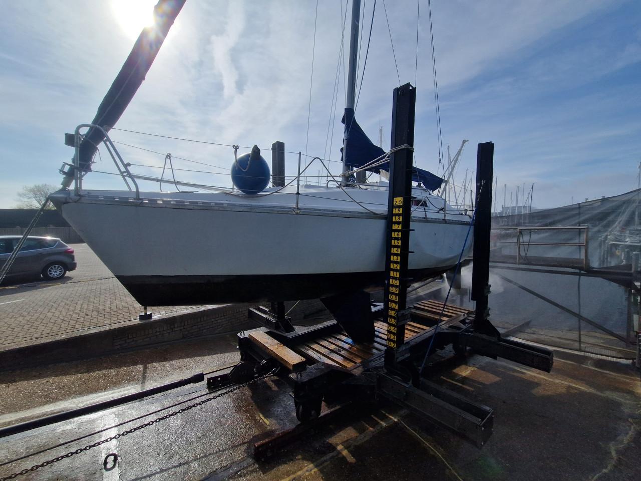 Zeilboot  Ballaton 27