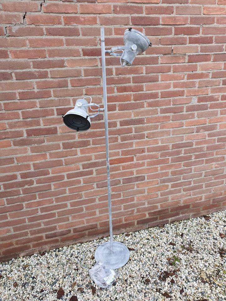 HEEL VEEL DECO, VERLICHTING, BANKEN, STOELEN, KASTJES ENZOVOORT BIJ 3Z