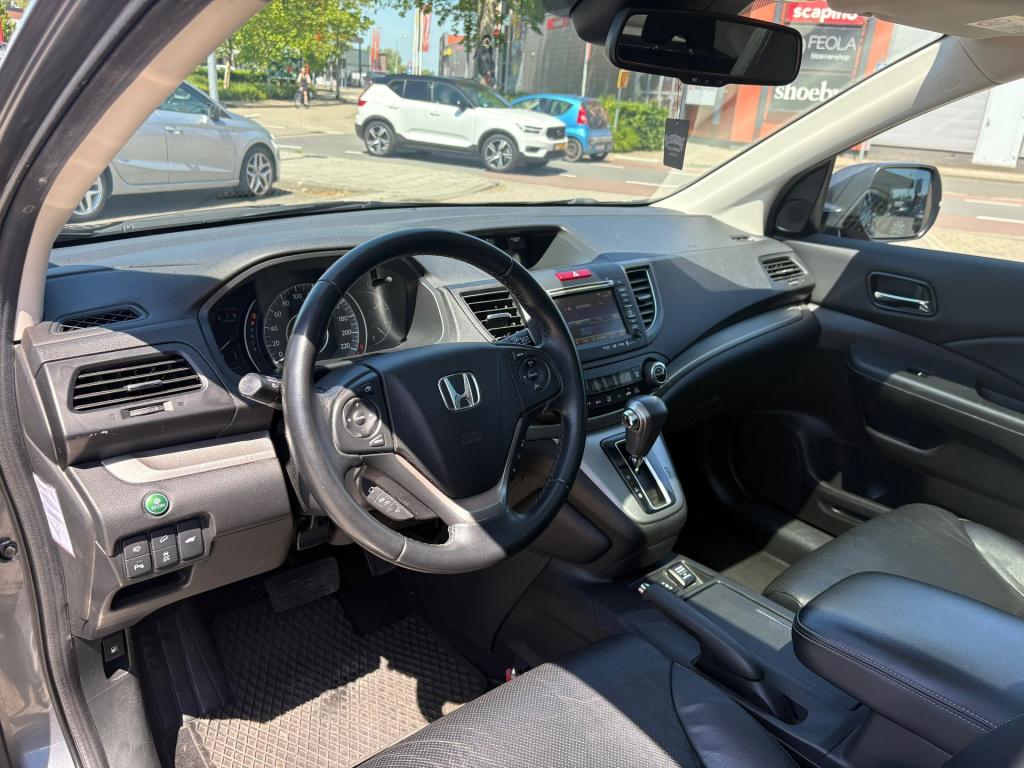 Honda CR-V 2.0 awd executive
