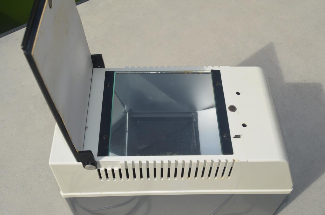 Projector voor o.a. ansichtkaarten (en foto's)Ennascop 3000