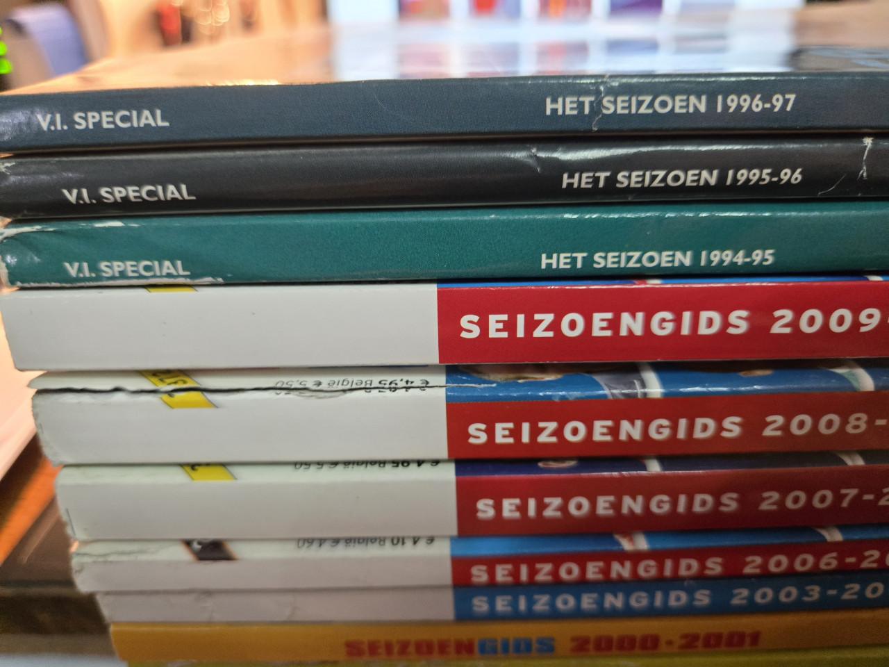 VerzamelingVoetbal International (tot. 12st)  en Voetbal 88