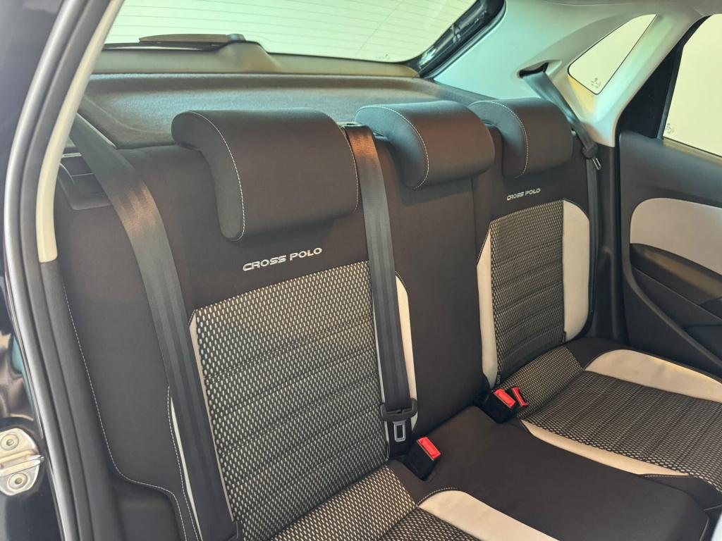 Volkswagen Polo 1.2 tsi cross
