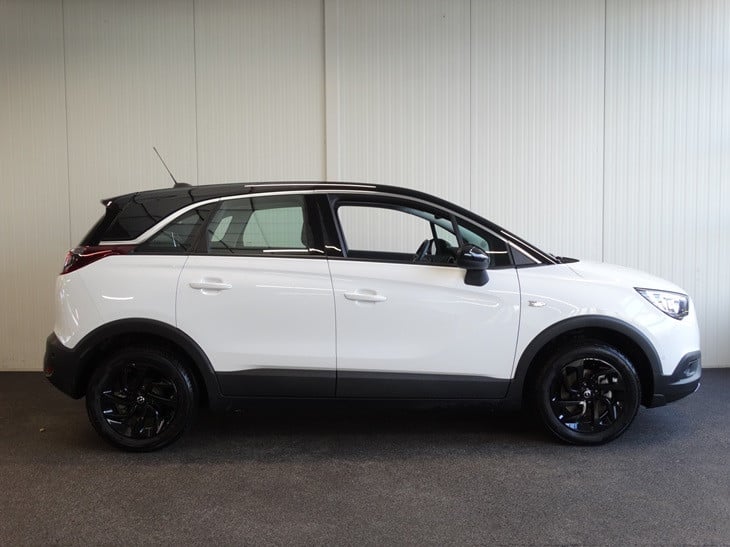 Opel Crossland X innovation 1.2 turbo 110pk automaat