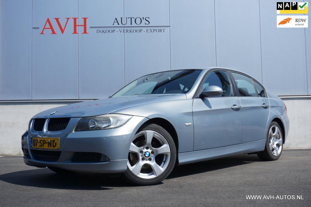 BMW 3-serie 318i high executive