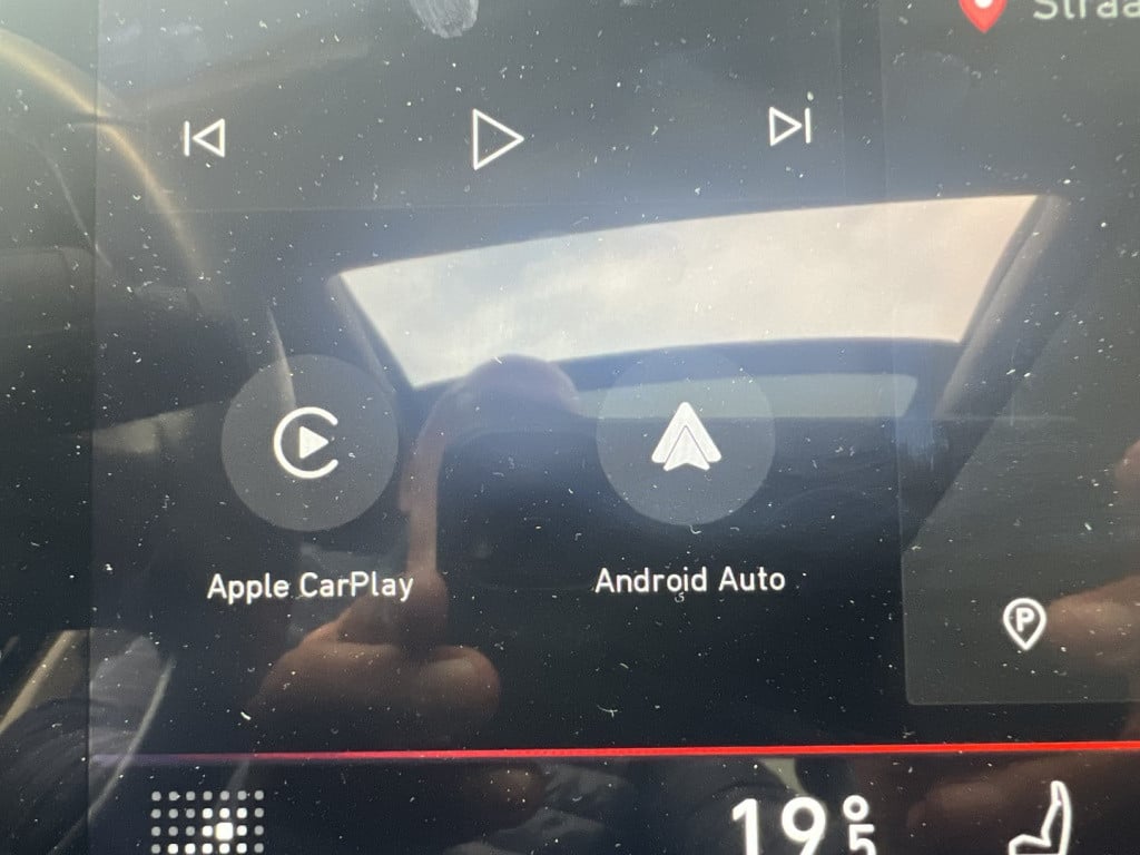 Lynk & Co 01 1.5 261pk plug in hybrid , 360 camera , pano dak , adaptive cc