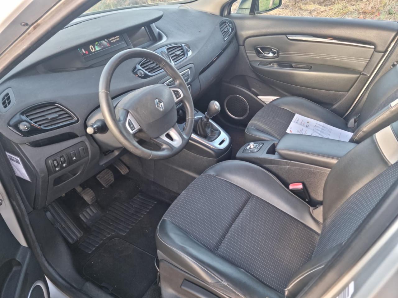 Renault scenic 1.6 i dynamique  bj 2011 196000km hele nette auto