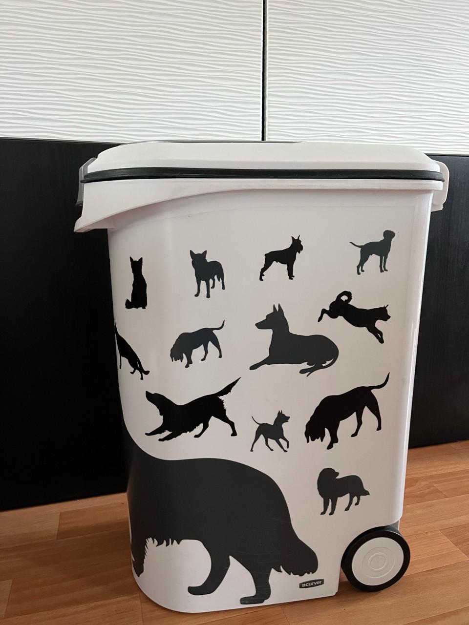 Honden voercontainer