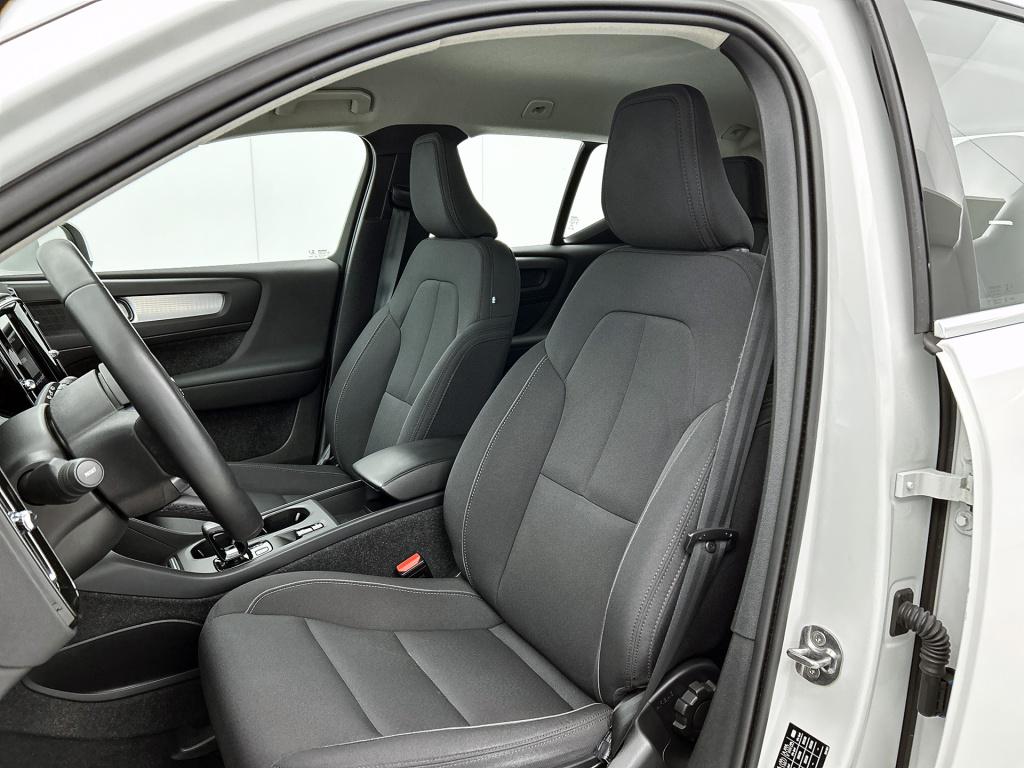 Volvo XC40 1.5 t4 recharge inscription expression / navigatie / elec. achte