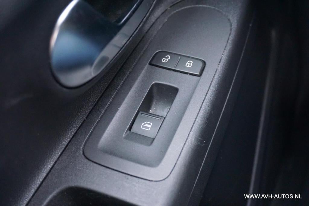 Volkswagen UP! 1.0 up! edition bluemotion