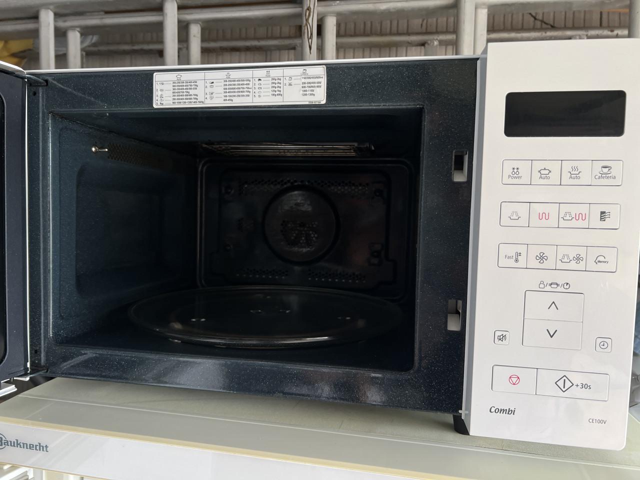 Vrijstaand Combi Magnetron met heteluchtoven en Grill 28 liter
