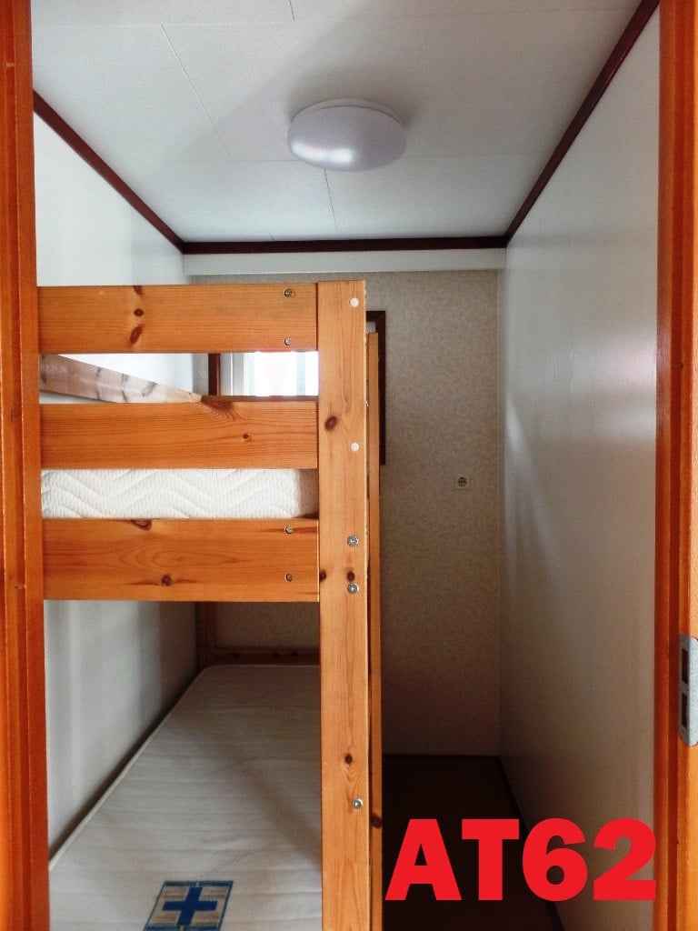 Onderhoudsvrij ZARO chalet met dubbel glas en 2 slaapkamers te koop