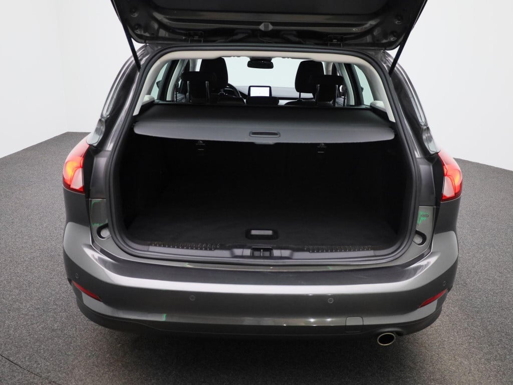 Ford Focus wagon 1.0 ecoboost hybrid connected | navigatie | cruise control