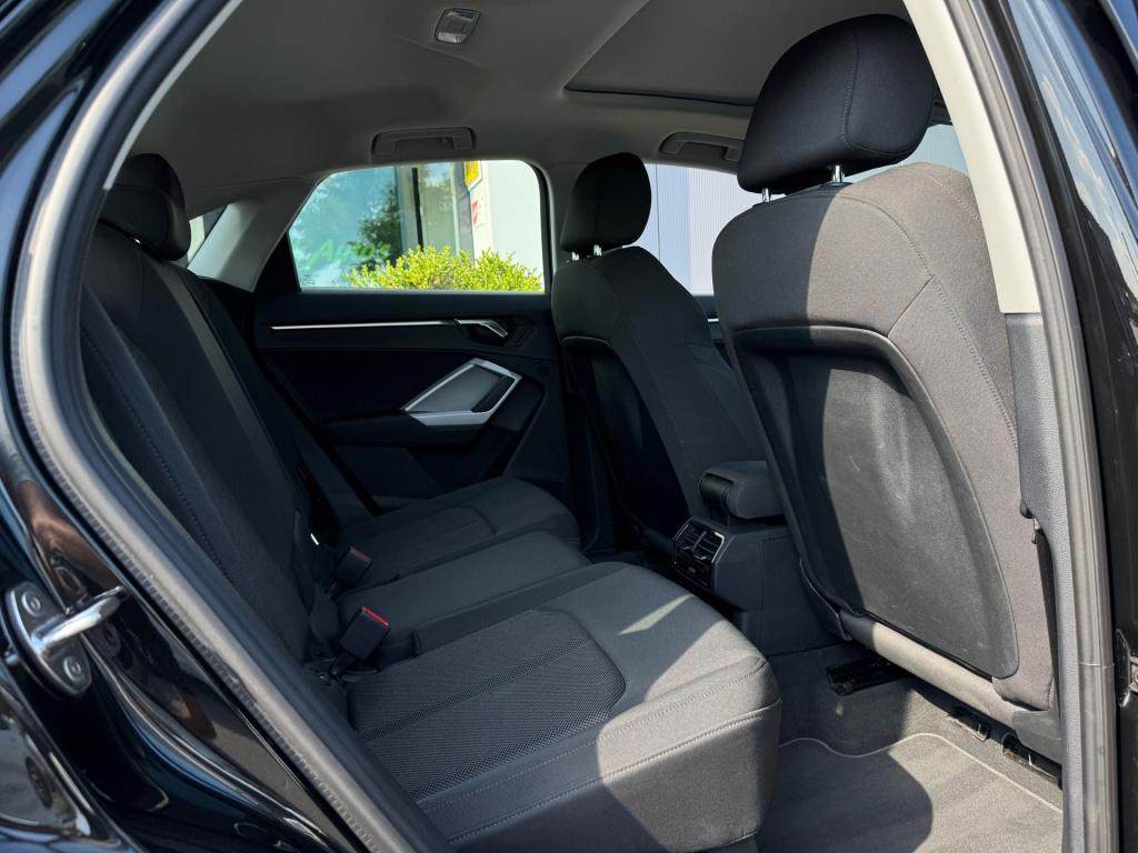 Audi Q3 sportback 35 tfsi pro line * panoramadak * trekhaak * matrix led
