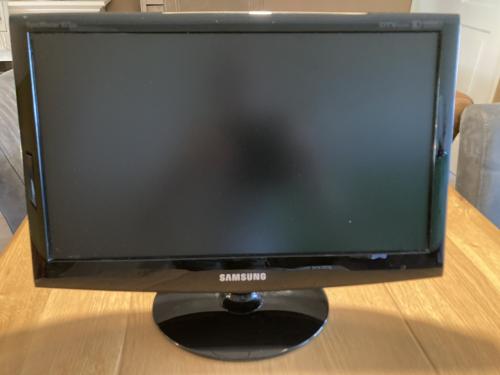 Samsung tv/monitor syncmaster 933HD