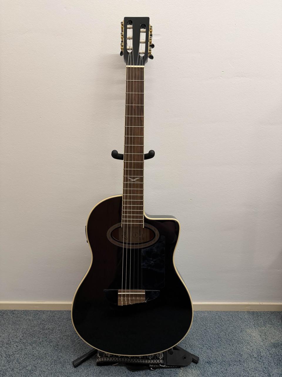 Elektrisch akoestische klassieke gitaar EKO NXT-N100CWE Black