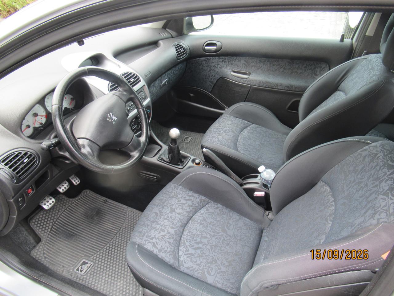Peugeot 206 1.6 16V Quicksilver