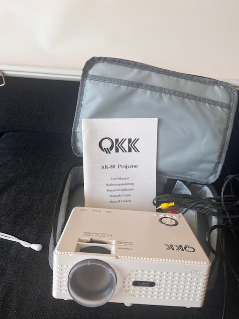Beamer + scherm voor 140 euro