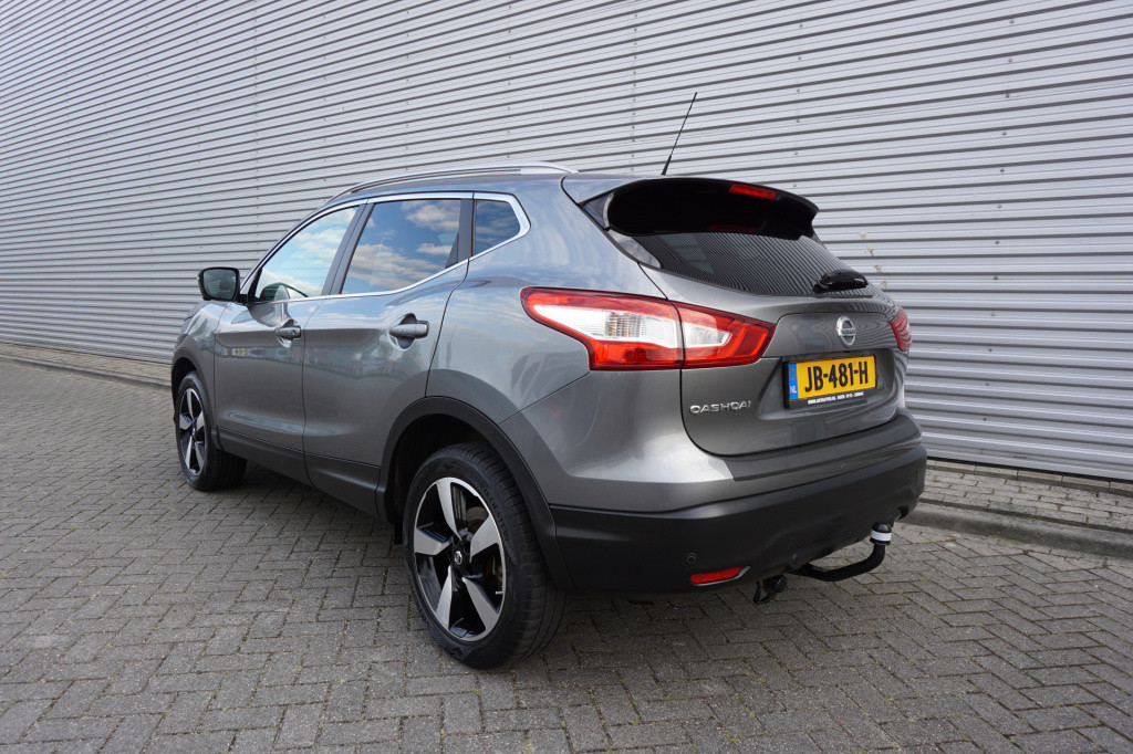 Nissan Qashqai 1.2 connect edition automaat climate / navi / 360 camera / c
