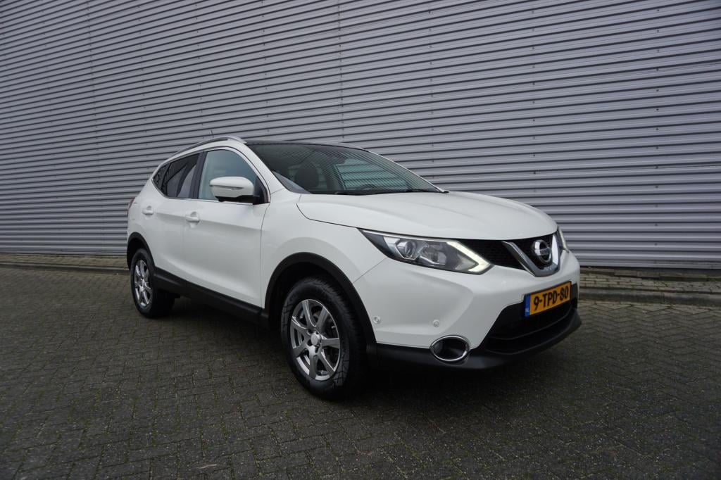 Nissan Qashqai 1.2 premier edition climate / navi / camera / dab / cruise /
