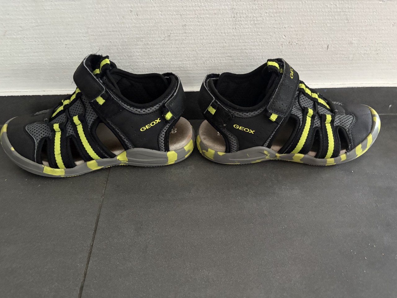 Geox sandalen 35 nieuw!