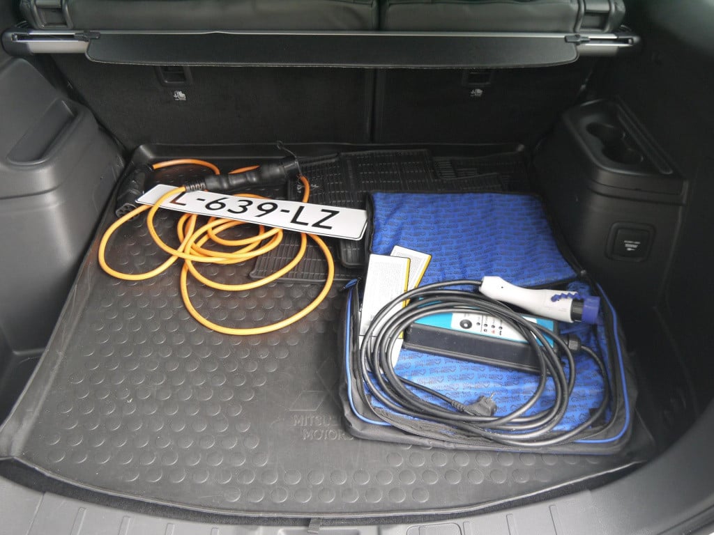 Mitsubishi Outlander 2.4 phev instyle|rijklaar