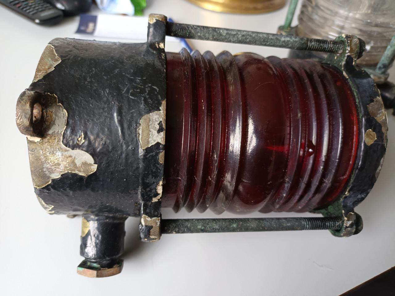 2 zware koperen scheepslampen