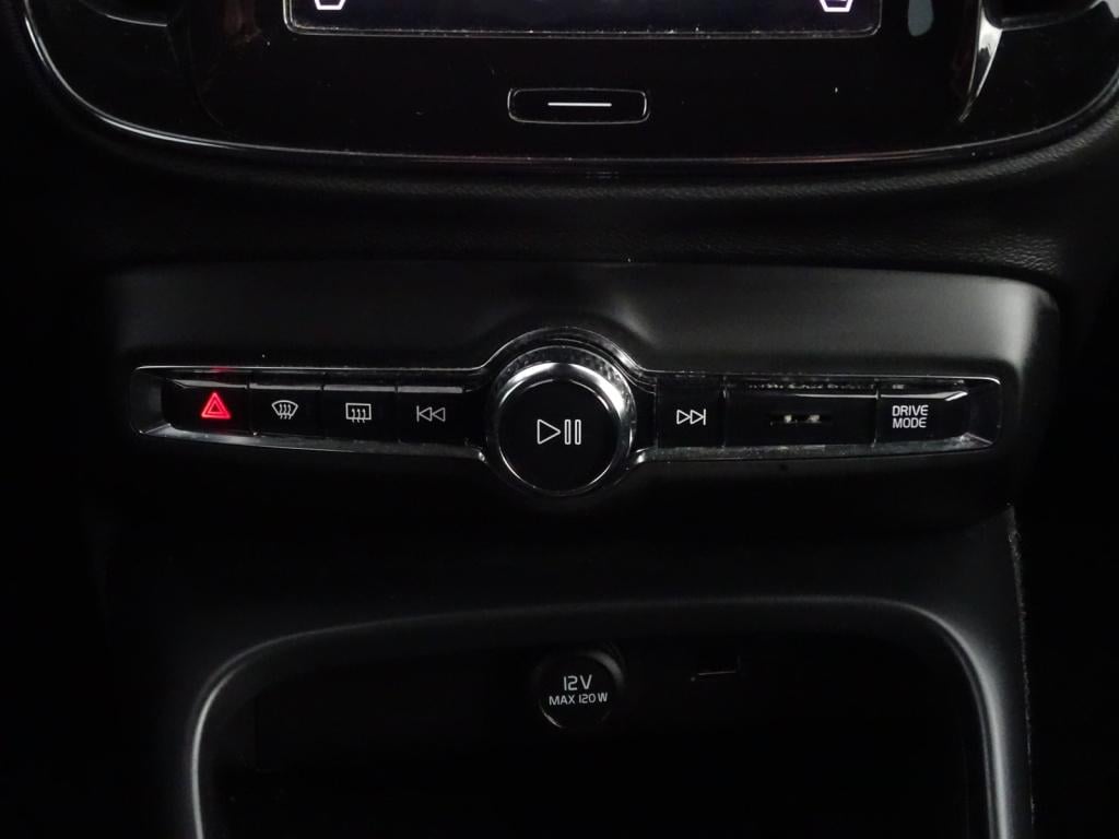 Volvo XC40 2.0 t4 momentum