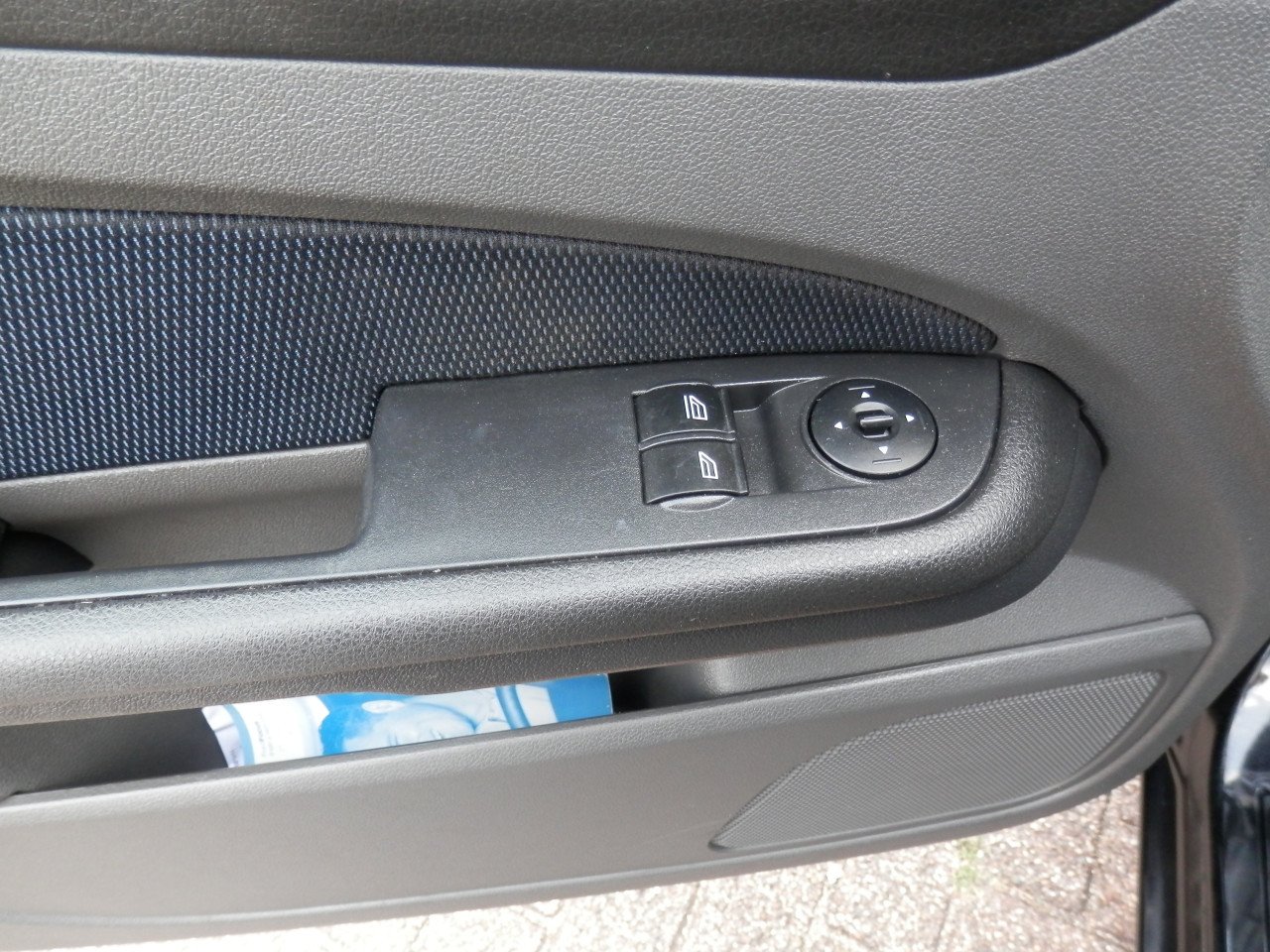 Auto Garant Biedt Aan: Ford Focus 1.8 Ambiente