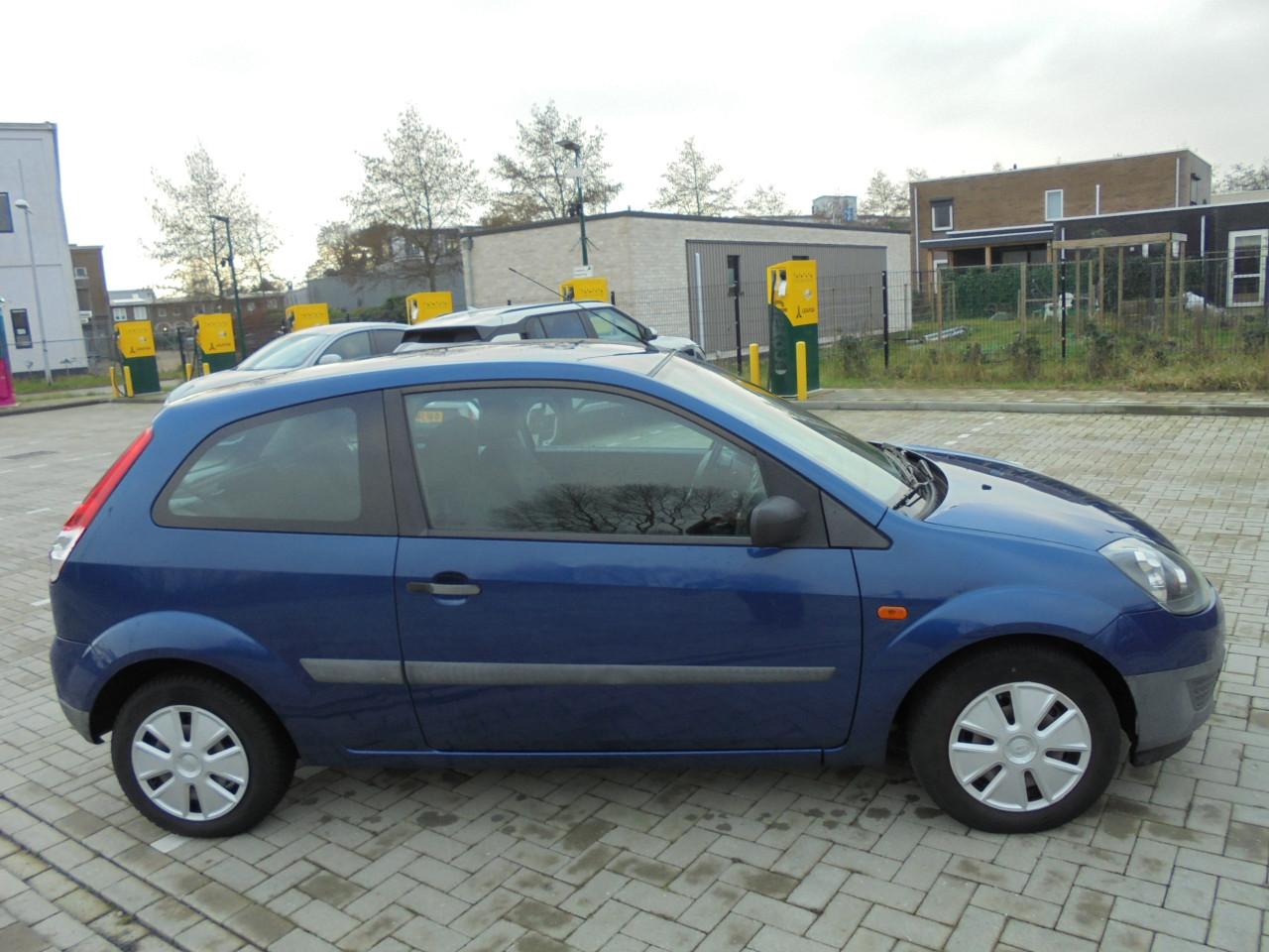 Ford Fiesta 1.3  Futura leuke goede auto apk juni 2026 € 895