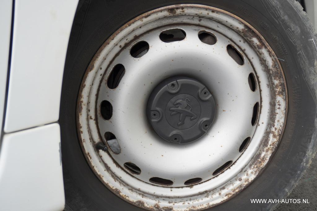 Peugeot Partner 122 1.6 bluehdi 100 l1 première s&s
