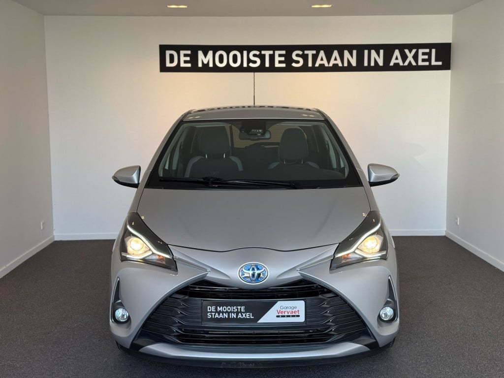 Toyota Yaris 1.5 hybrid y20 exclusive edition