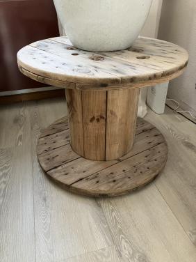 Houten haspel leuk voor in de tuin of woonkamer