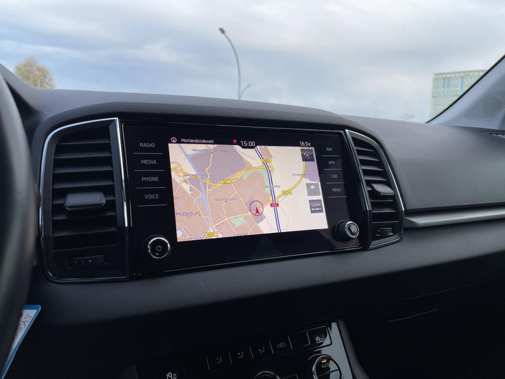 Skoda Karoq 1.0 tsi clever edition | trekhaak | apple carplay/android auto 