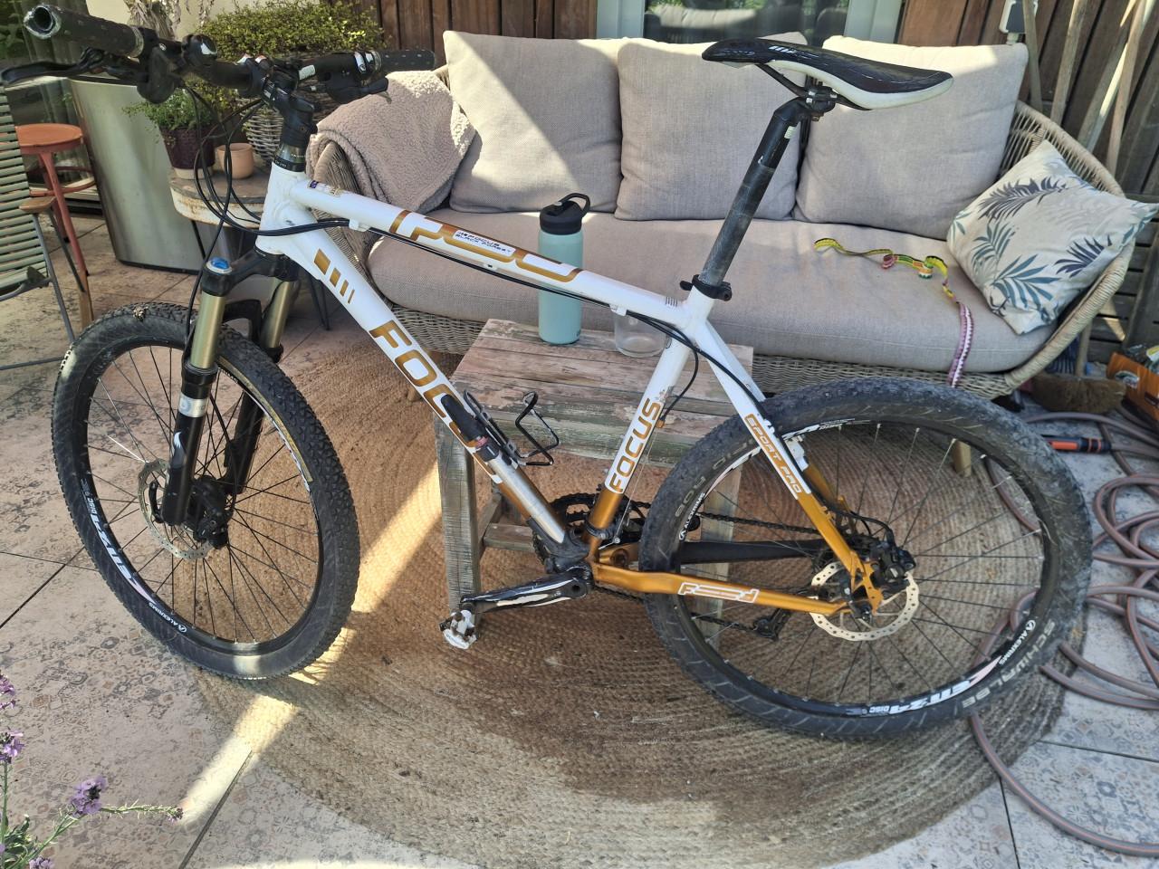 Mountain Bike Focus Black Forest L